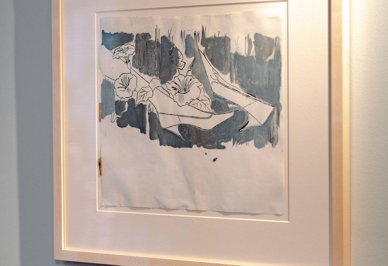 ANDY WARHOL „n.t. (Shoes, Leg and Morning Glories)“, 1956 - Naturhotel Forsthofgut
