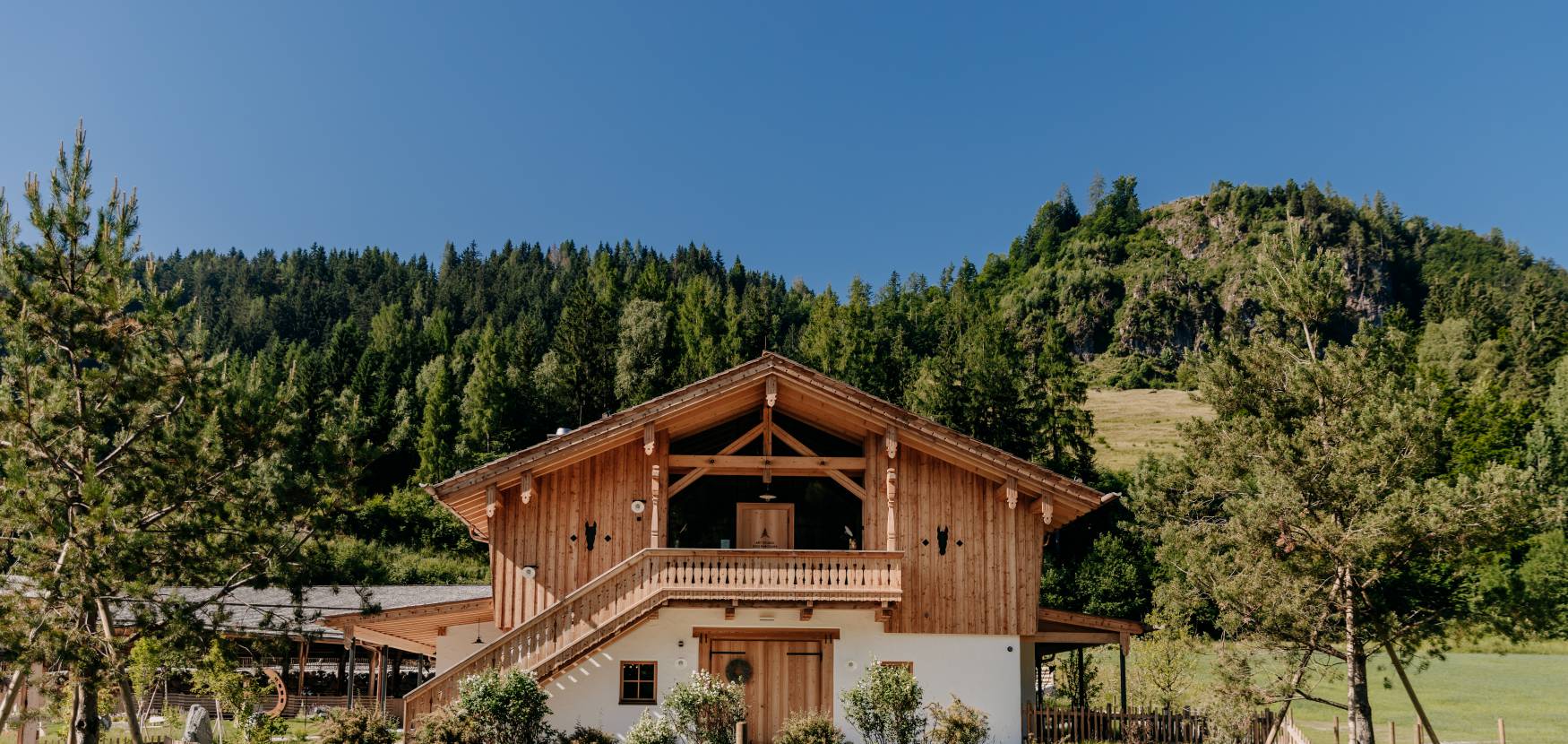 Riding stable Naturhotel Forsthofgut spring summer