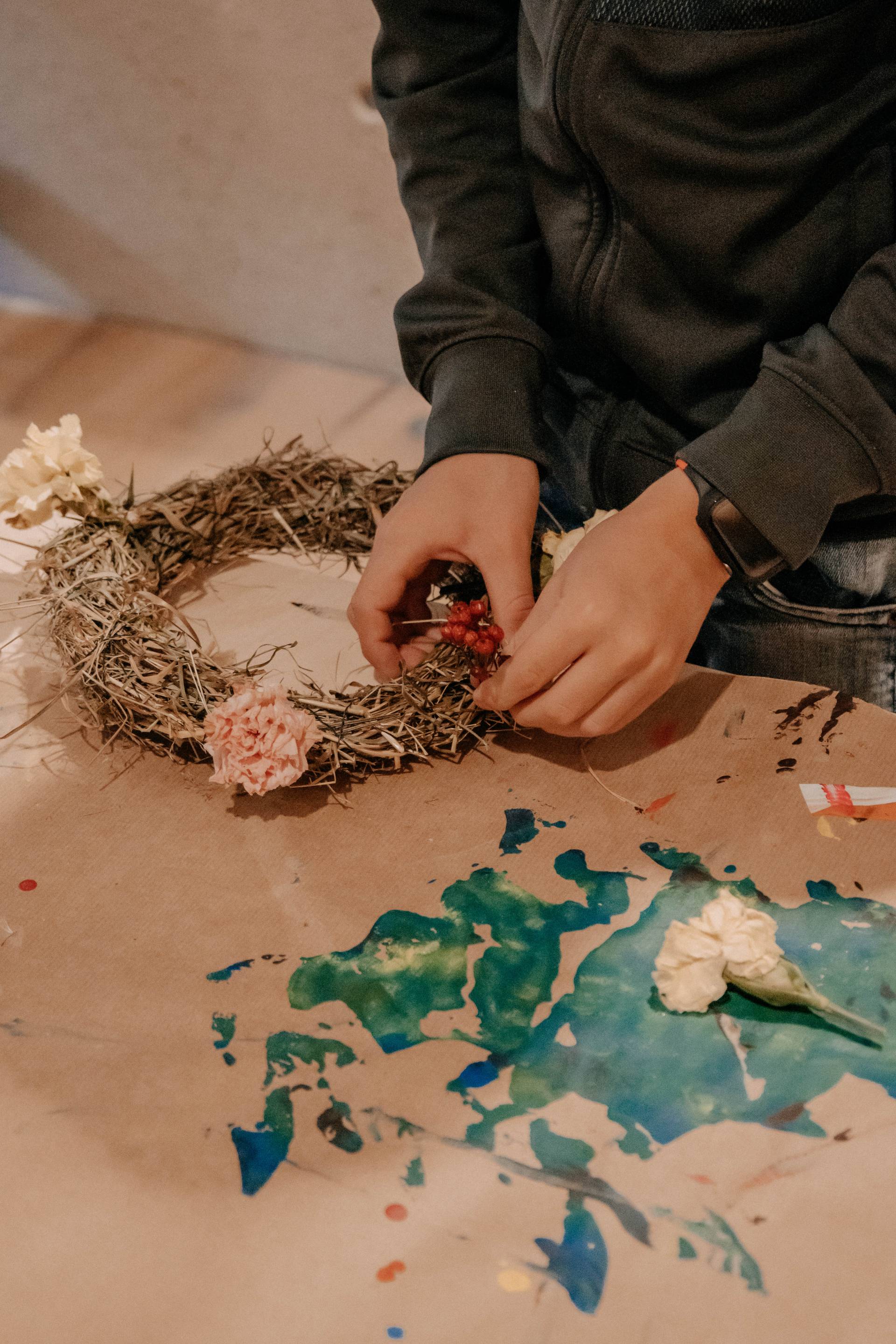 Heukranz pflechten in Rocky's Kidsclub