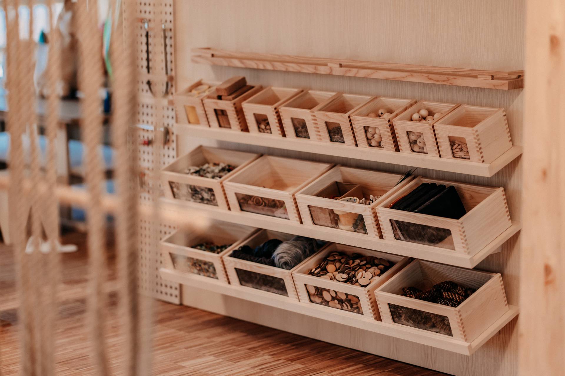 Heukranz pflechten in Rocky's Kidsclub