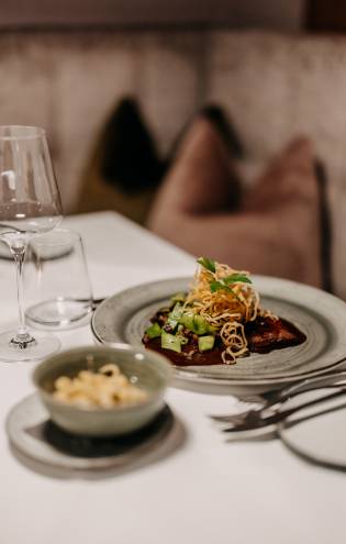 Abendessen im Restaurant des Naturhotel Forsthofgut