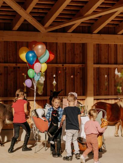Kindergeburtstag im Naturhotel zwischen Alpen und Pferden