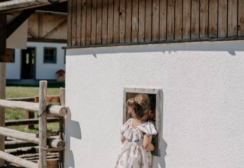 Streichelzoo Kinderbauernhof Familienurlaub Österreich Leogang