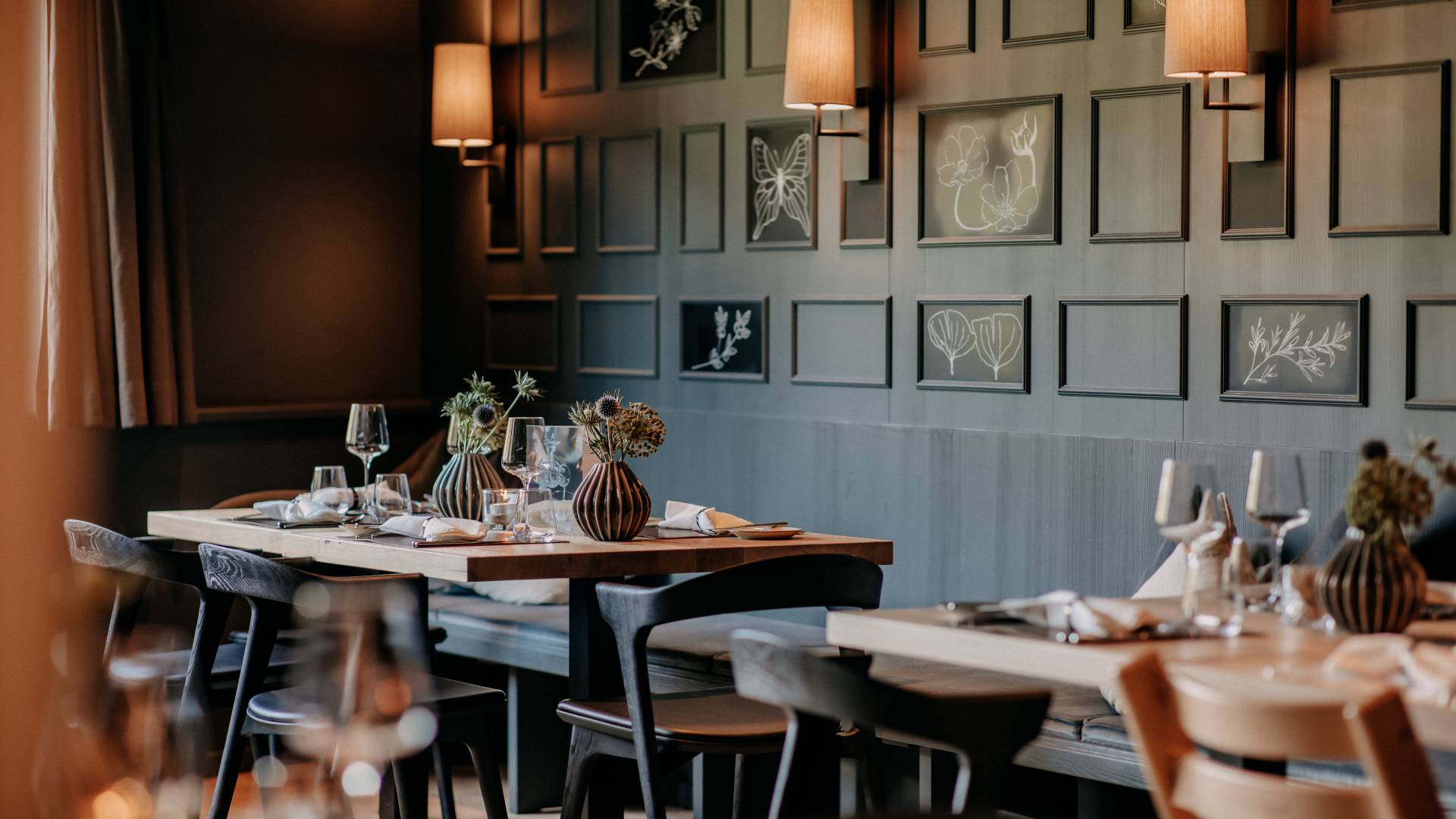 Interior view of a dining room at the Forsthofgut