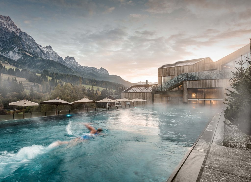 5-sterne-wellness-familienhotel-in-leogang-naturhotel-forsthofgut