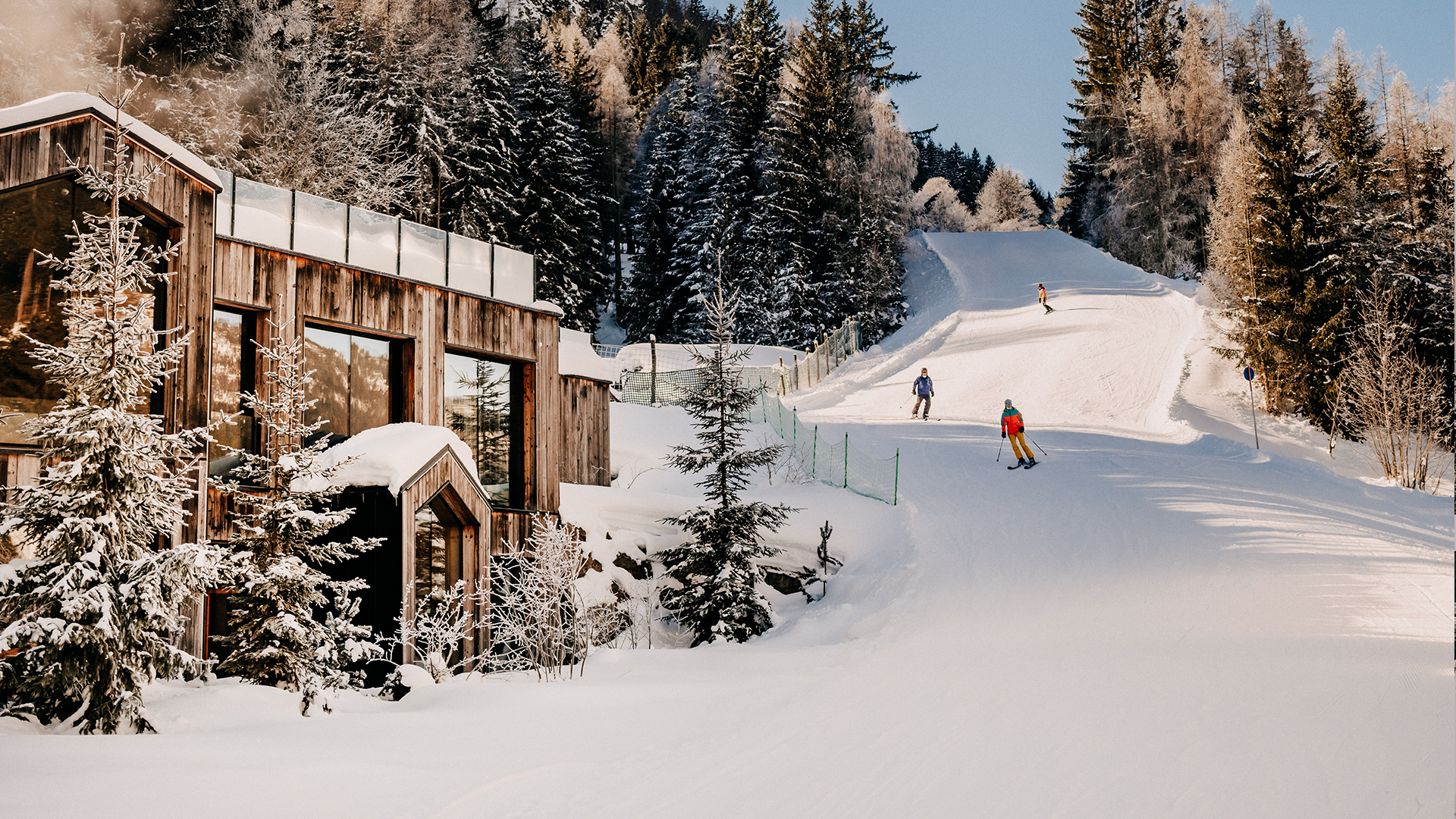 Skipiste direkt am Forsthofgut mit Zugang vom Hotel zur Piste.